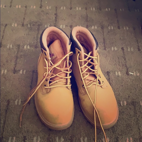 Brahma boots - Picture 1 of 2